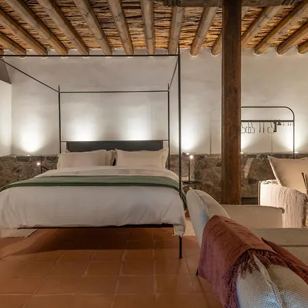 Casa Oliva 3* Tris Elies